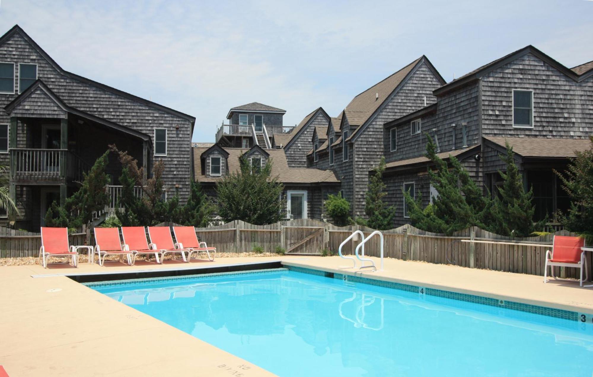 Courtyard Villas On Silver Lake 奥克拉科克 外观 照片