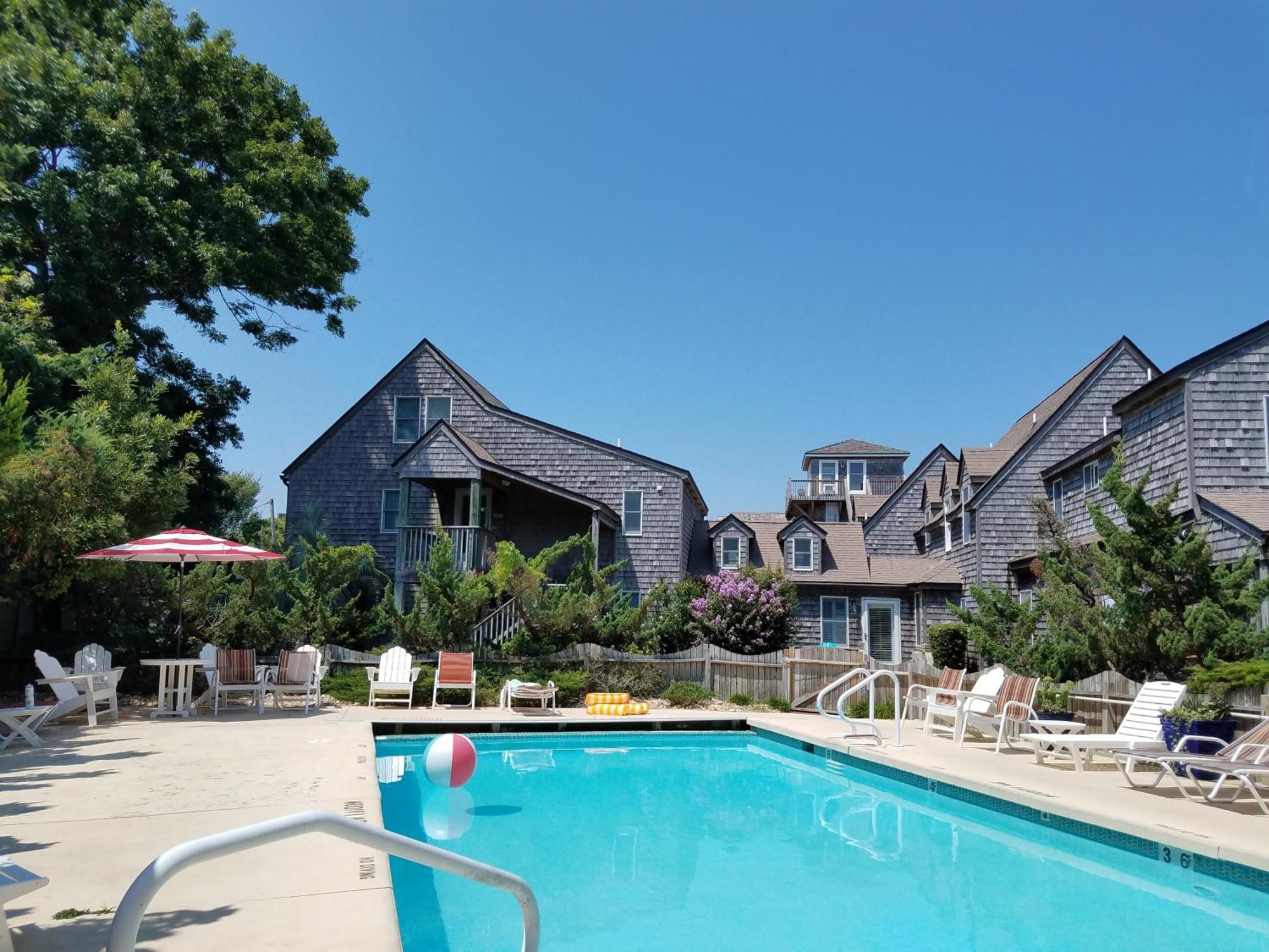 Courtyard Villas On Silver Lake 奥克拉科克 外观 照片
